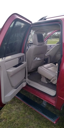 Ford Expedition cena 109000 przebieg: 314000, rok produkcji 2014 z Brzozów małe 211